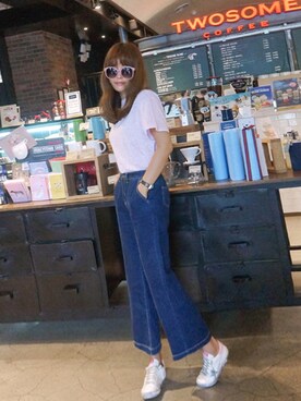 「11am」｜「アイテム（スニーカー）」を使った、11AMさん（レディース・162cm）の秋コーディネート