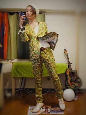 「乱痴気（ランチキ）のアイテム（トップス）」を使った、jijiさん（メンズ・180cm）の秋コーディネート