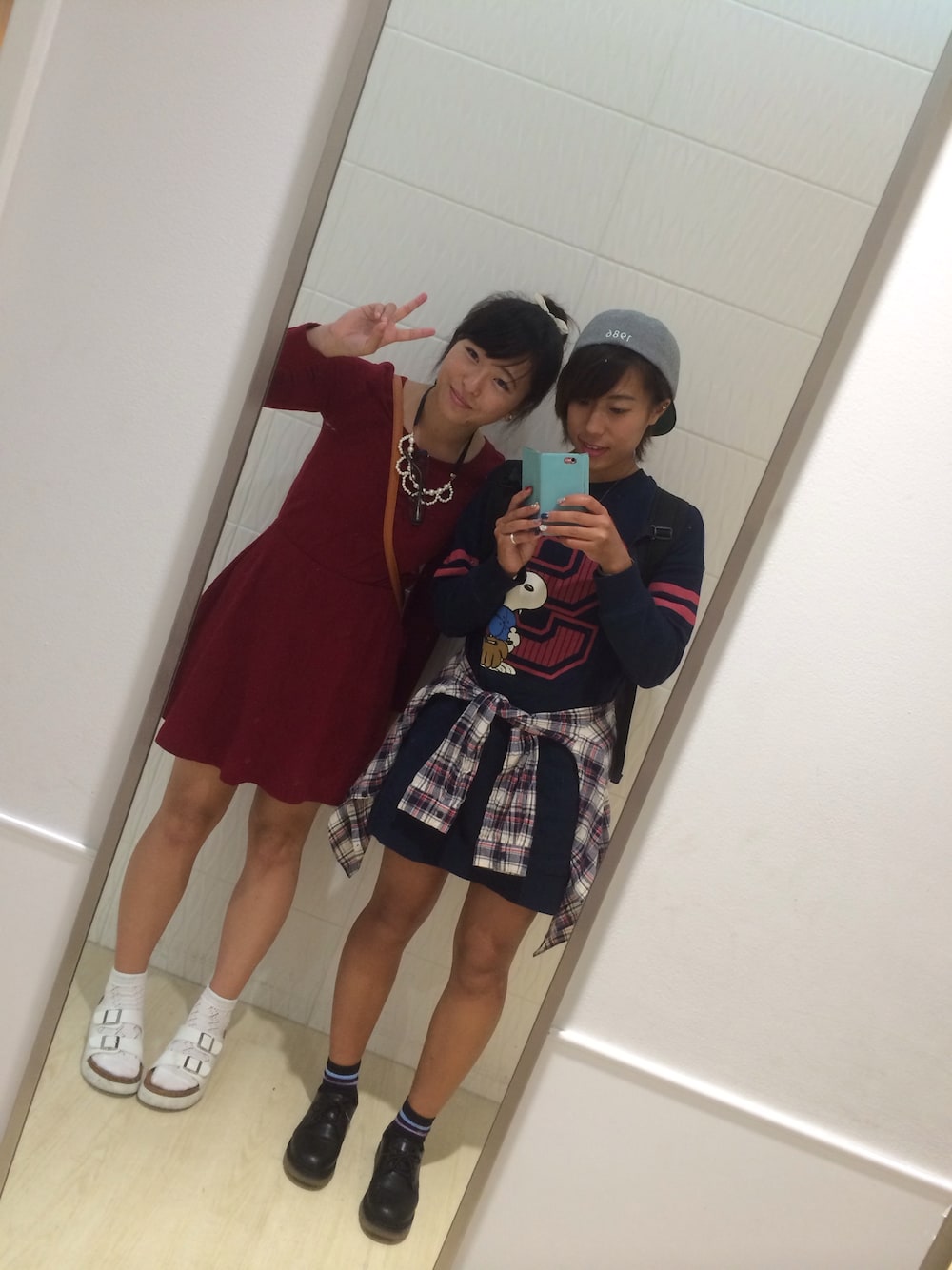 「UNIQLOのアイテム（ワンピース、その他）」を使った、ERIKOさん（レディース・163cm）の秋コーディネートの1枚目の写真
