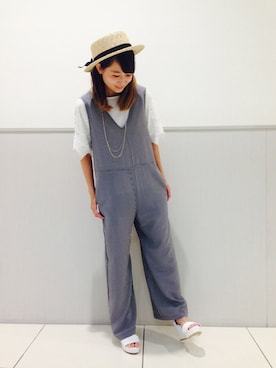 「カンカン帽」｜「アイテム（つなぎ/オールインワン）」を使った、taknk.さん（レディース・157cm）の夏コーディネート