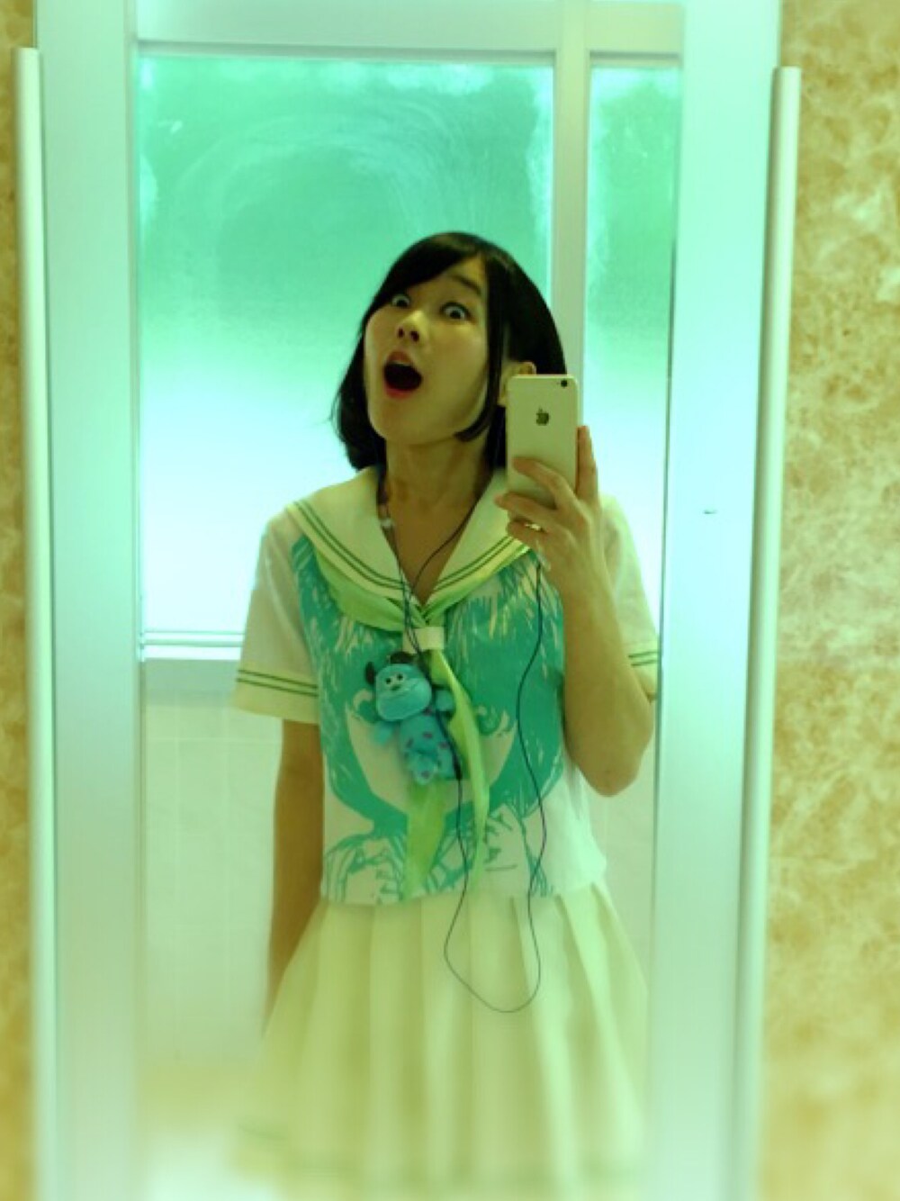 「でんぱ組.inc、ねむきゅん」｜「でんぱ組.incのアイテム（ワンピース/ドレス、グリーン系）」を使った、R！さん（レディース・157cm）の秋コーディネートの1枚目の写真