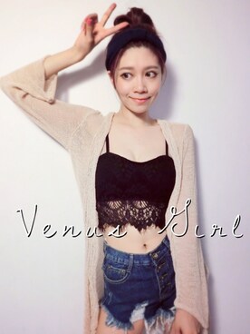 「アイテム（ヘアアクセサリー、ブルー系）」を使った、Reyann芮安さん（レディース・166cm）の秋コーディネート