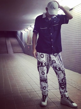 「JOYRICH」｜「アイテム（キャップ）」を使った、うっしーさん（メンズ・176cm）の秋コーディネート