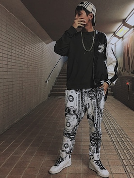 「JOYRICH」｜「アイテム（その他アウター）」を使った、うっしーさん（メンズ・176cm）の秋コーディネート