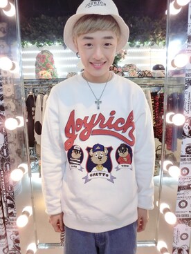 謝秉彥さんのコーディネート