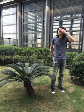 「ESPRIT（エスプリ）のアイテム（トップス）」を使った、MattChungさん（メンズ・170cm）の春コーディネート