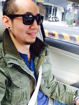 「Abercrombie&Fitch（アバークロンビーアンドフィッチ）のアイテム（ミリタリージャケット）」を使った、Kenjiさん（メンズ・176cm）の秋コーディネート
