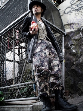 「A.P.C.（アーペーセー）のアイテム（ブーツ）」を使った、Ketterさん（メンズ・165cm）の冬コーディネート