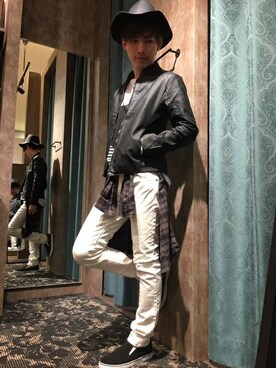 「HVC（エイチブイシー）のアイテム（パンツ）」を使った、HVCあべの店さん（メンズ・173cm）の秋コーディネート