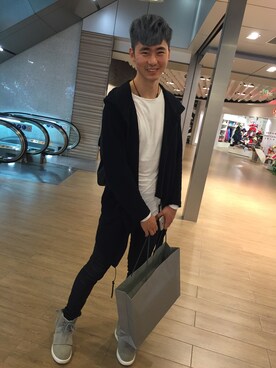 「ZARA（ザラ）のアイテム（ポンチョ）」を使った、cd21さん（メンズ・183cm）の秋コーディネート