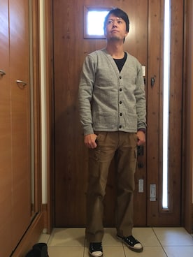 「BLUE BLUE（ブルーブルー）のアイテム（カーゴパンツ）」を使った、ノガミックスさん（メンズ・178cm）の冬コーディネート
