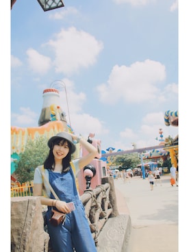 「PULL&BEAR（プルアンドベア）のアイテム（サロペット/オーバーオール）」を使った、Bubles--啵さん（レディース・165cm）の夏コーディネート