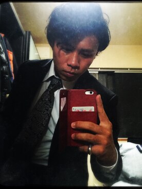 「アイテム（ネクタイ、シルバー系）」を使った、Yoshizaki Daikiさん（メンズ・168cm）の冬コーディネート