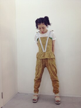 「アイテム（つなぎ/オールインワン、ベージュ系）」を使った、足立 さわこさん（レディース・156cm）の夏コーディネート