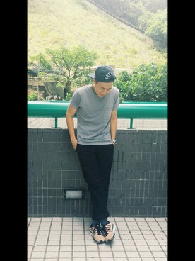 「UNIQLO Tシャツ」｜「アイテム（キャップ）」を使った、Brandon Hwangさん（メンズ・178cm）の夏コーディネート