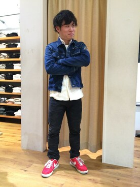 「TYPE BLUE（タイプブルー）のアイテム（デニムジャケット）」を使った、三品文哉さん（メンズ・163cm）の冬コーディネート