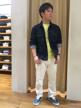 「TYPE BLUE（タイプブルー）のアイテム（デニムジャケット）」を使った、三品文哉さん（メンズ・163cm）の春コーディネート