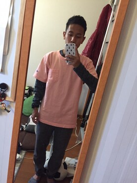 「Champion（チャンピオン）のChampion T1011 ポケット付きTシャツ（Tシャツ/カットソー、ピンク系）」を使った、たくやさん（メンズ・165cm）の秋コーディネート