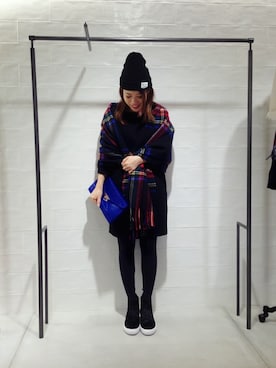 「アイテム（クラッチバッグ）」を使った、megさん（レディース・155cm）の冬コーディネート