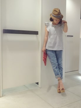 「アイテム（クラッチバッグ、レッド系）」を使った、megさん（レディース・155cm）の春コーディネート