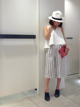 「アイテム（クラッチバッグ）」を使った、megさん（レディース・155cm）の春コーディネート