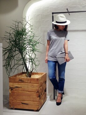 「アイテム（クラッチバッグ）」を使った、megさん（レディース・155cm）の夏コーディネート