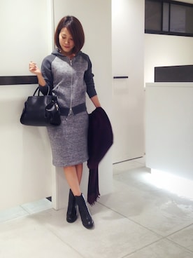 「アイテム（ストール/ショール）」を使った、megさん（レディース・155cm）の秋コーディネート