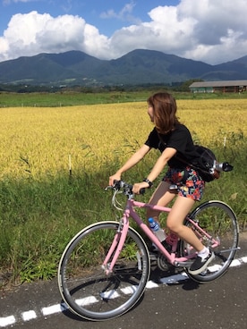 「アイテム（アナログ腕時計、ピンク系）」を使った、ゆちゃ☻さん（レディース・152cm）の秋コーディネート