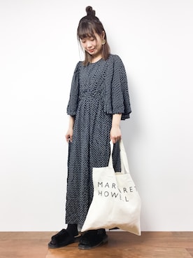 「MARGARET HOWEEL」｜tomoyoさん（レディース・159cm）の秋コーディネート