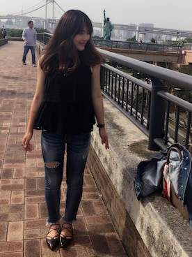 「Ungrid（アングリッド）のフレイドヘムストスリ（デニムパンツ）」を使った、hazukiさん（レディース・156cm）の春コーディネート