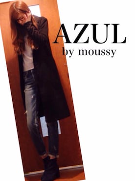 「アイテム（チェスターコート）」を使った、Akiko Kobayashiさん（レディース・169cm）の冬コーディネート