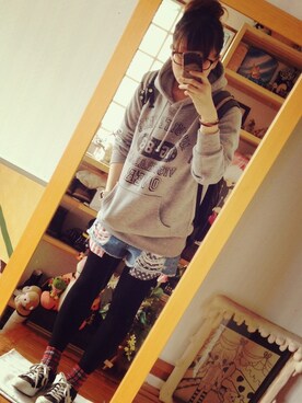 「アイテム（パーカー、グレー系）」を使った、ふくちゃんさん（レディース・156cm）の春コーディネート