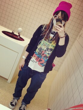 「RNA SWEAT（アールエヌエースウェット）のアイテム（デニムパンツ、その他）」を使った、ふくちゃんさん（レディース・156cm）の春コーディネート