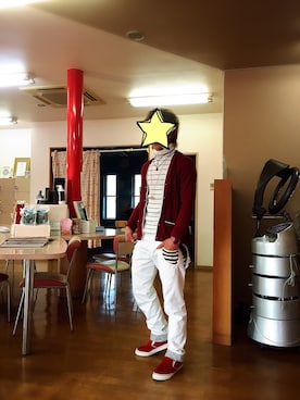 「アイテム（アナログ腕時計、ピンク系）」を使った、望月春輝さん（メンズ・175cm）の冬コーディネート