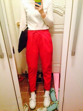 「SUPERGA（スペルガ）のアイテム（スニーカー、ホワイト系）」を使った、박나영さん（レディース・156cm）の秋コーディネート