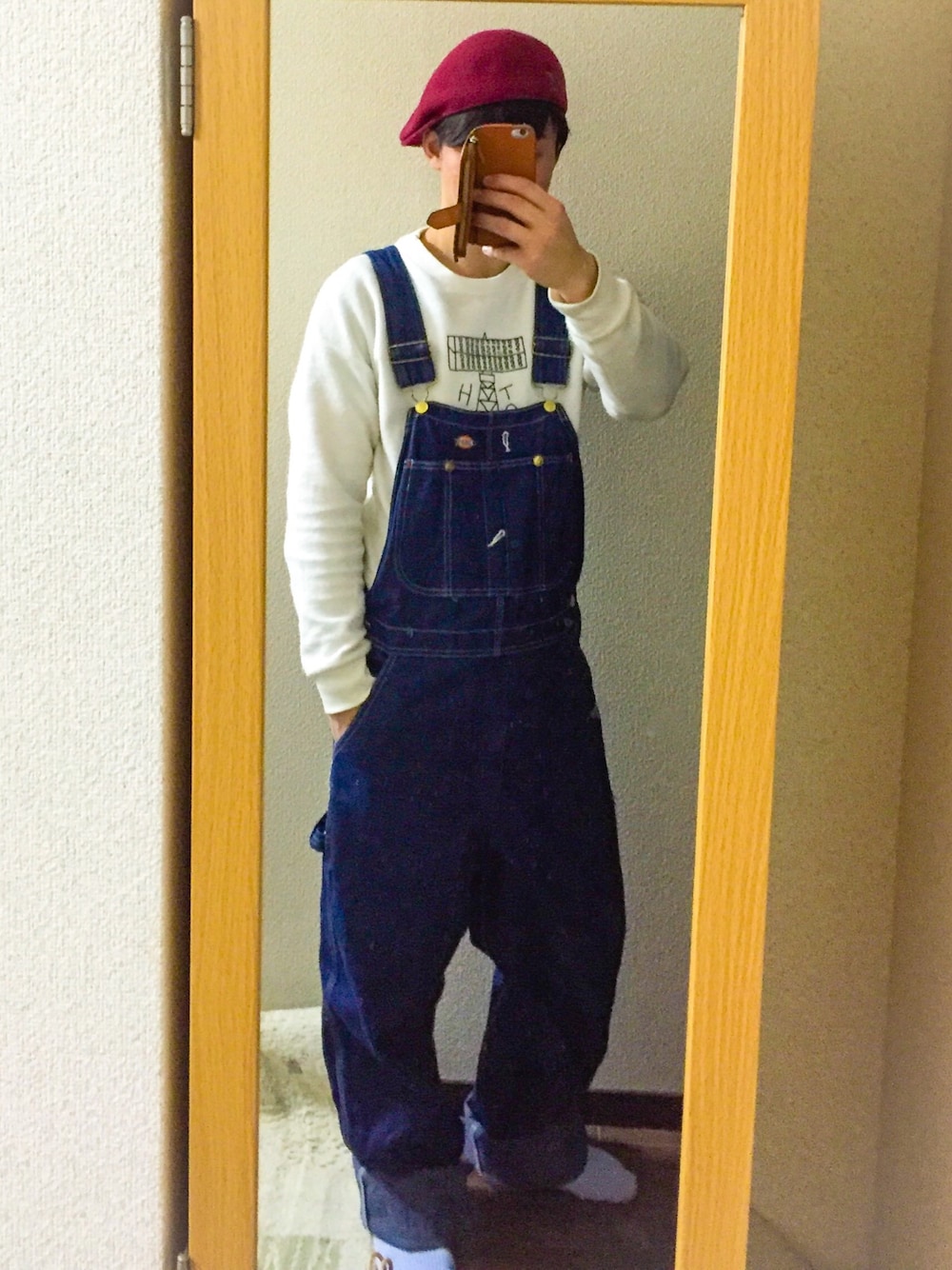 「LIVE、オーバーオール、SHISHAMO、ゆるふわ」｜「Dickiesのアイテム（サロペット/オーバーオール、ブルー系）」を使った、MASAYAさん（メンズ・171cm）の秋コーディネートの1枚目の写真