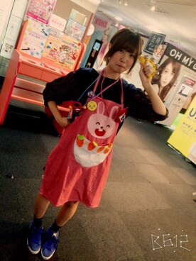 「アイテム（エプロン、ピンク系）」を使った、ももこさん（レディース・160cm）の秋コーディネート
