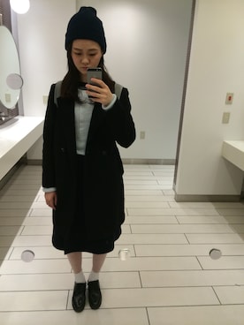 「OSMOSIS（オズモーシス）のアイテム（チェスターコート）」を使った、くまこさん（レディース・161cm）の冬コーディネート