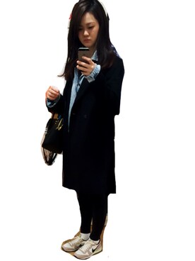 「OSMOSIS（オズモーシス）のアイテム（チェスターコート）」を使った、くまこさん（レディース・161cm）の冬コーディネート