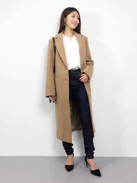 吉岡由梨子さんの「CHESTER LONG COAT」を使ったコーディネート