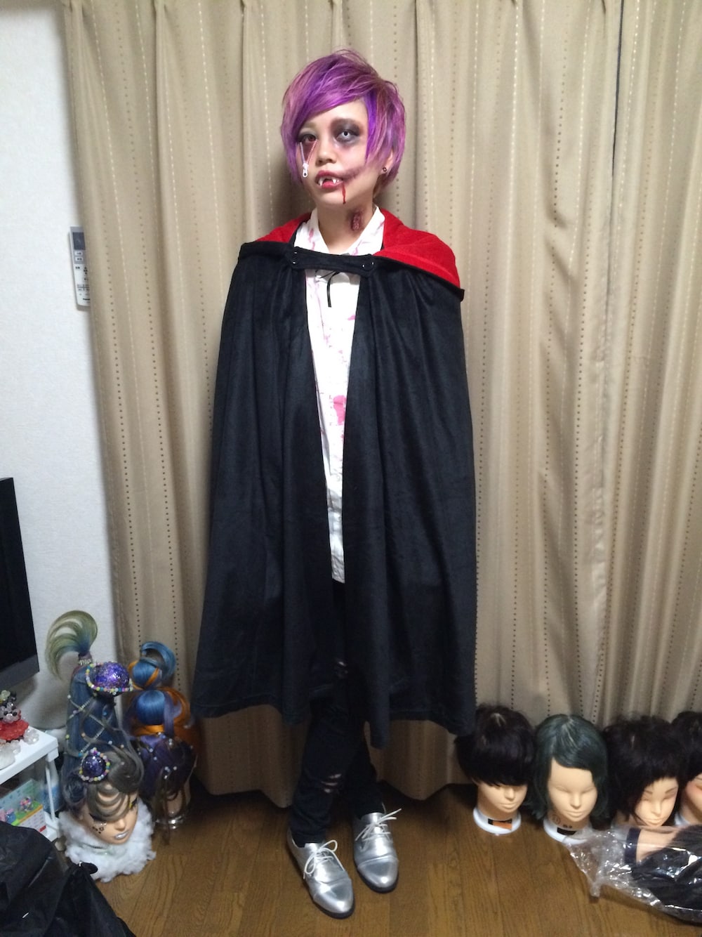 「halloween、WEAR HALLOWEEN 2015」｜「WEGOのWEGO/レースアップシューズ（ドレスシューズ、シルバー系）」を使った、ゆきし❅しきゆさん（レディース・162cm）の秋コーディネートの1枚目の写真