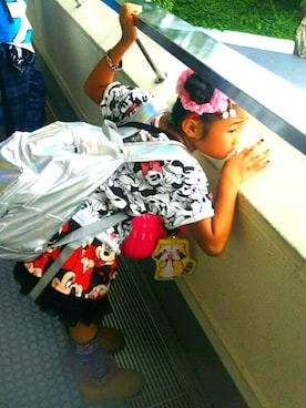 「アイテム（バックパック/リュック、シルバー系）」を使った、n.h.2525chanさん（キッズ・126cm）の秋コーディネート