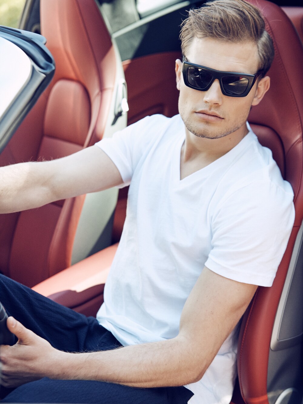 「summer、pants、white tshirt、white、indigo、men、menswear、mens fashion、porsche、luxury」｜「Takuya Duncanの Our Hampton V-Neck t-shirt is an essential wardrobe staple made from combed ring-spun cotton jersey, lightweight and super-soft feel.  SIZE & FIT  Slim fit, but designed not to be tight. （Tシャツ/カットソー、ホワイト系）」を使った、takuyaduncanさん（メンズ・188cm）の夏コーディネートの1枚目の写真