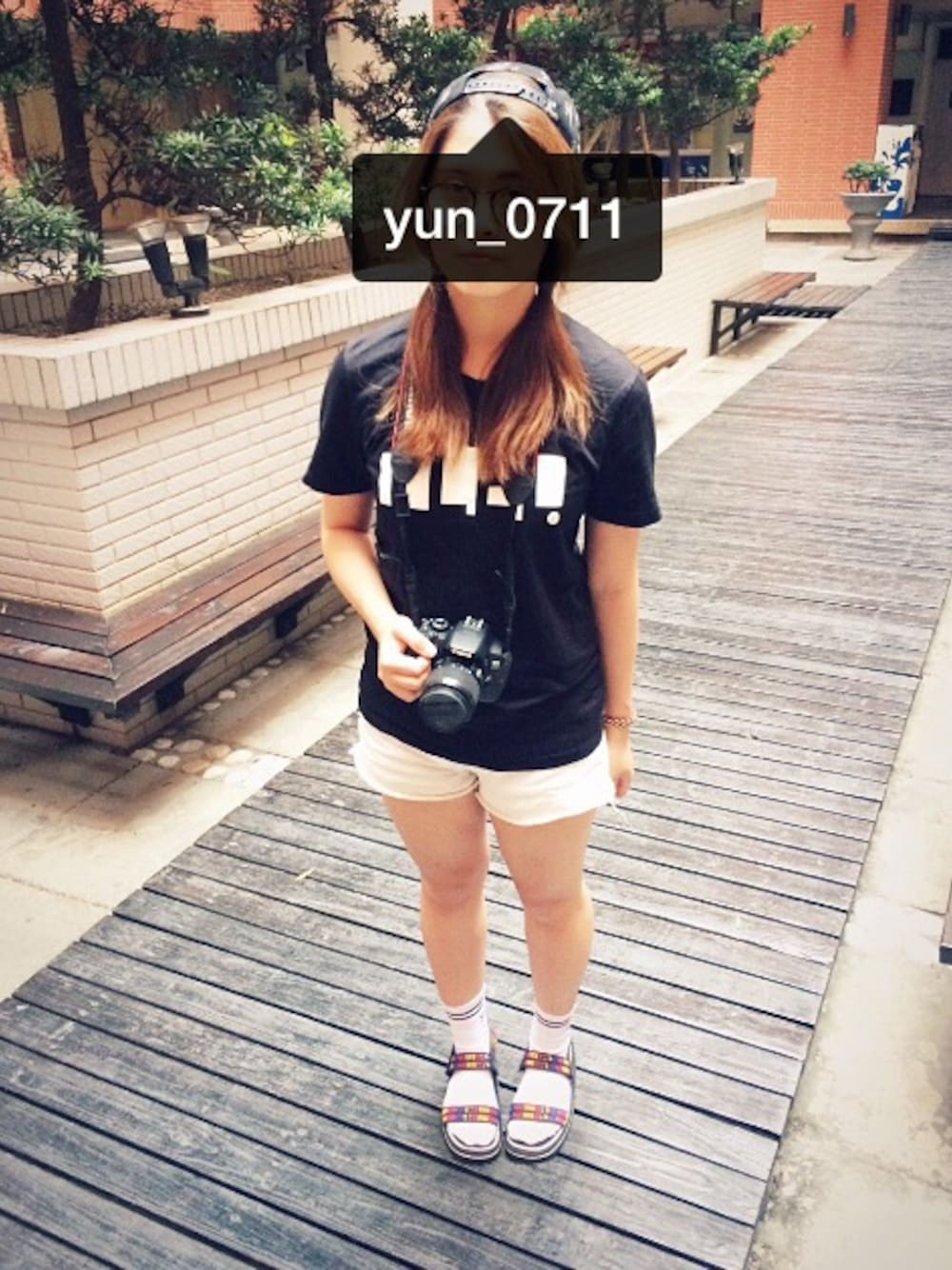 「BOY LONDON、run、handmade、white、black、跑步、school、編織鞋、RASTACLAT、Canon」｜「WHATEVERのアイテム（Tシャツ/カットソー、ブラック系）」を使った、YUN_0711さん（レディース・165cm）の秋コーディネートの1枚目の写真