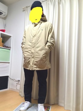 「LACOSTE（ラコステ）のアイテム（ステンカラーコート）」を使った、はるまきさん（メンズ・172cm）の冬コーディネート