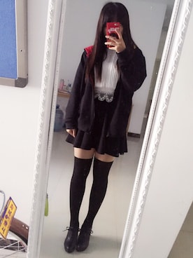 Lily Kungさんのコーディネート