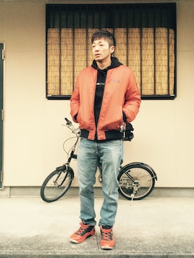 「Back Channel（バックチャンネル）のアイテム（ミリタリージャケット）」を使った、ギブソンさん（メンズ・175cm）の冬コーディネート