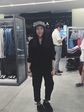 Emma Chenさんのコーディネート