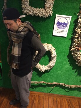 「DISCOVERED（ディスカバード）のアイテム（スラックス）」を使った、SHUNさん（メンズ・172cm）の冬コーディネート