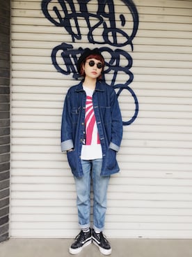 「アイテム（スニーカー）」を使った、イヒラさん（レディース・155cm）の春コーディネート